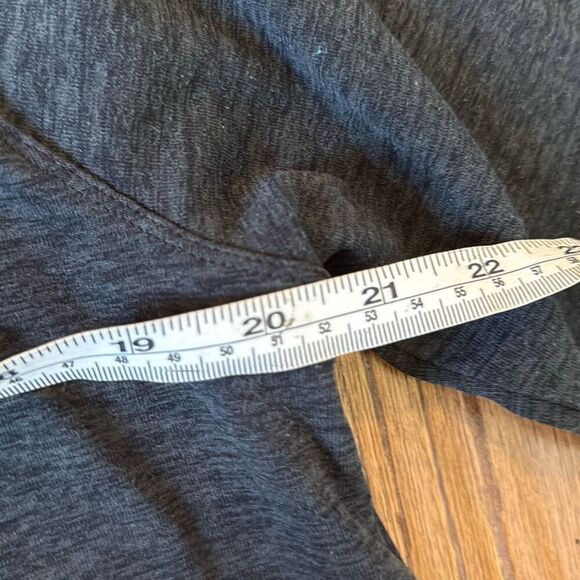 L.L. Bean grey hooded light polartec pullover sweater m - Picture 8 of 10